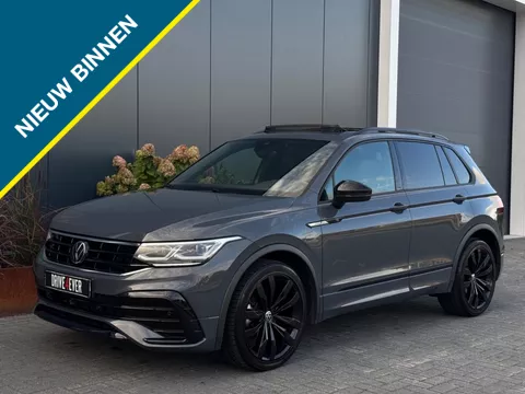 Volkswagen Tiguan 1.5 TSI R-Line 2024 IQ LIGHT PANO NAVI CAMERA CLIMATE SPORTVELGE