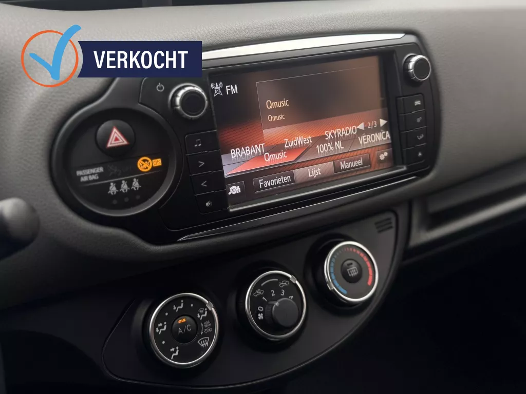 Toyota Yaris 1.0 VVT-i Now Airco Elek.R Bt Toyota Yaris 1.0 VVT-i Now Airco Elek.R Bt