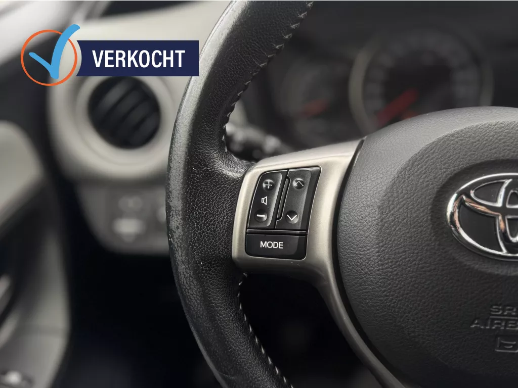 Toyota Yaris 1.0 VVT-i Now Airco Elek.R Bt Toyota Yaris 1.0 VVT-i Now Airco Elek.R Bt