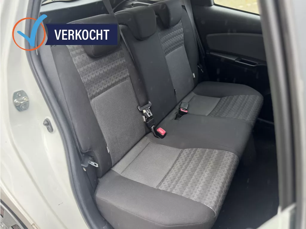 Toyota Yaris 1.0 VVT-i Now Airco Elek.R Bt Toyota Yaris 1.0 VVT-i Now Airco Elek.R Bt