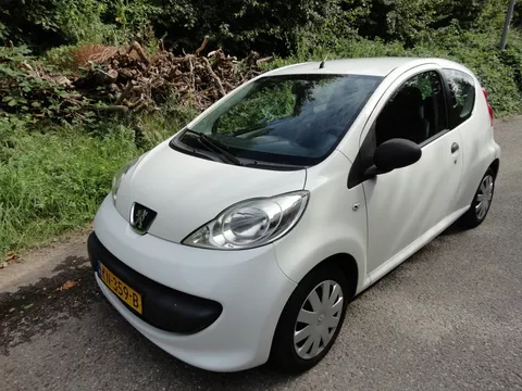 Peugeot 107 1.0-12V XR Apk mei 2026