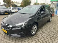 Opel Astra Sports Tourer 1.0 T. Business Ex.Nav, Carplay, El kofferbak Foto