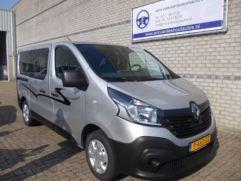 Renault TRAFIC Supercompacte Buscamper