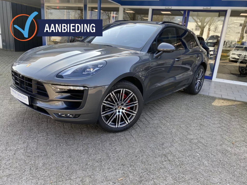 Porsche Macan automaat leer panorama dak 3.0 GTS Panoramadak | Dodehoekdetectie | Luchtvering