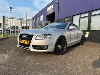 Audi A5 Coup&eacute; 3.2 FSI Pro Line