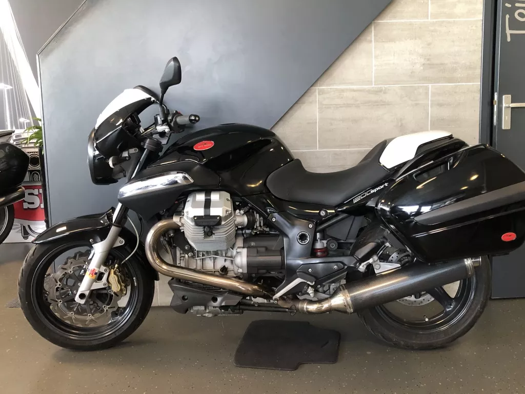Moto Guzzi Tour Breva 1200