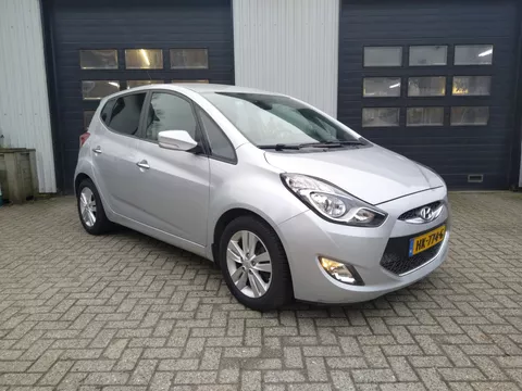 Hyundai ix20 1.6i i-Drive Automaat. Parkeersensoren