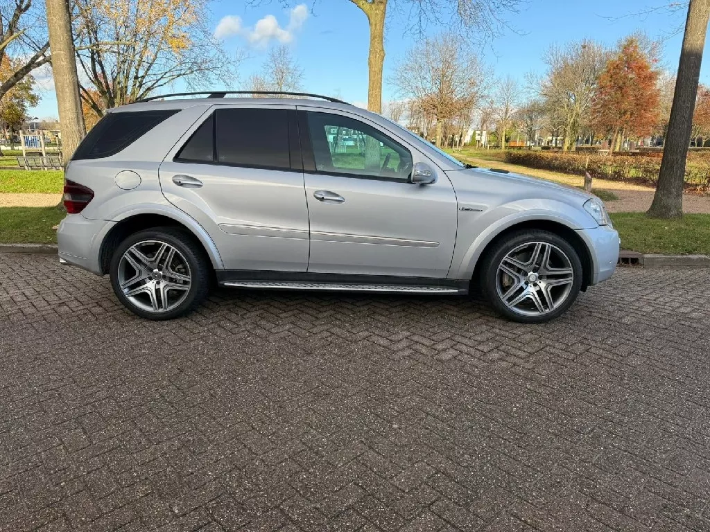 Mercedes-Benz M-Klasse AMG 63