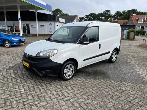 Fiat Dobl&oacute; Cargo 1.3 MJ L1H1 Actual