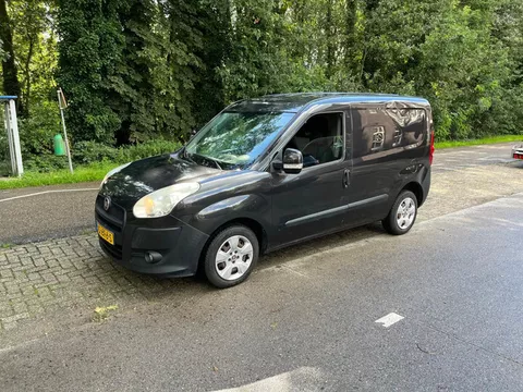 Fiat Dobl&oacute; Cargo 1.3 MultiJet SX