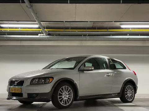 Volvo C30 1.6 Momentum - airco - cruise - nap!
