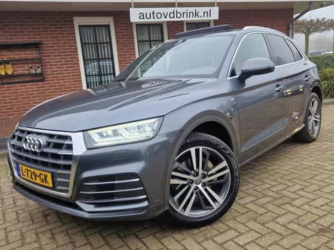 Audi Q5 2.0 TFSI quattro S-line, TREKHAAK / SCHUIFDAK / CAMERA