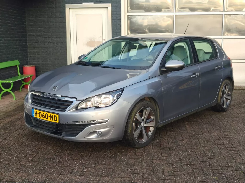 Peugeot 308 1.2 Automaat PureTech Allure NAVI