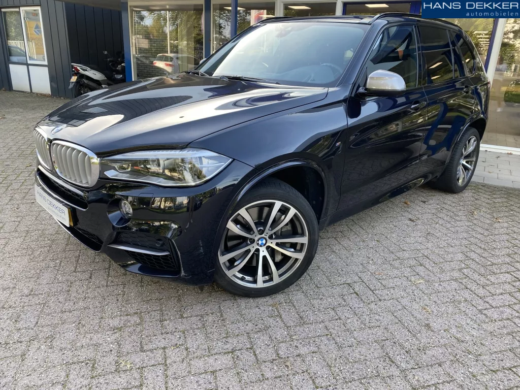 BMW X5 M50d