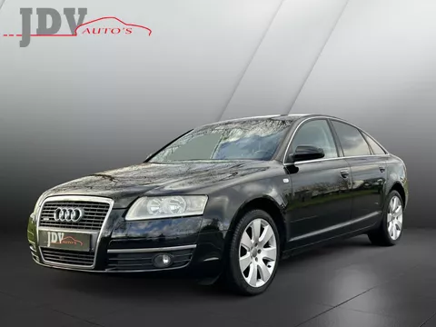 Audi A6 Limousine 3.2 FSI quattro pano 18&quot;met 4 seizoenenbanden