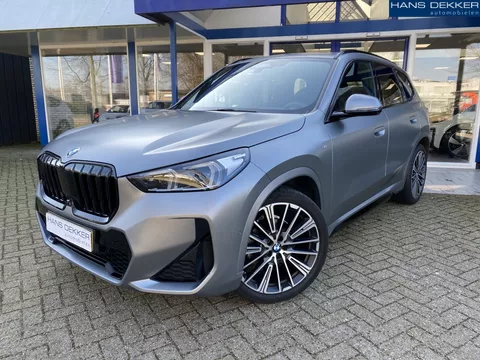 BMW X1 AUTOMAAT/PANO/MSPORT sDrive18i