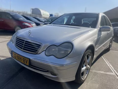 Mercedes-Benz C-Klasse 180 K. Avantgarde APK!