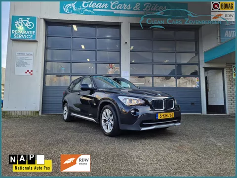 BMW X1 SDrive18d Executive S-drive dealer onderhouden