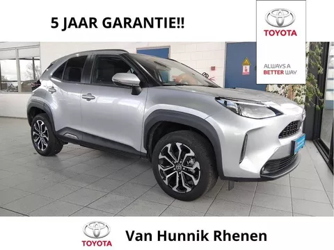 Toyota Yaris Cross 1.5 Style | Apple-Carplay | Panodak | Stoel en stuurverw | HUD |