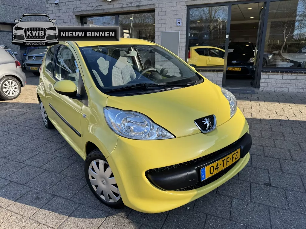 Peugeot 107 1.0-12V 3Drs Nieuwe apk Banden airco