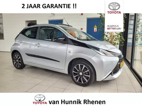 Toyota Aygo 1.0 VVT-i Automaat Cabrio | Navigatie | Camera | Climat