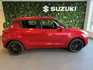 Suzuki Swift &euro; 11.250,- EXCL BTW Navi Airc 1.2 Select Smart Hybrid