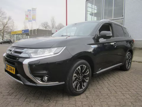 Mitsubishi Outlander 2.0 PHEV Instyle+ Leer l Navi l camera
