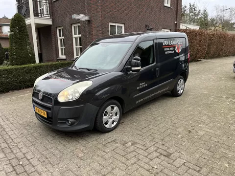 Fiat Dobl&oacute; Cargo 1.3 M-Jet SX