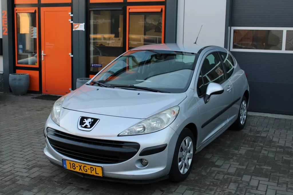 Peugeot 207 1.4 Color-line