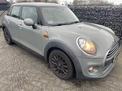 MINI Mini 1.5 One D Business