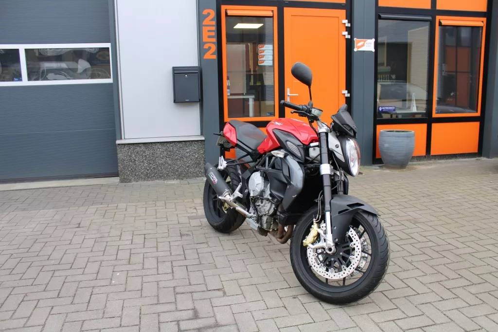 MV Agusta BRUTALE 675 Onbekend