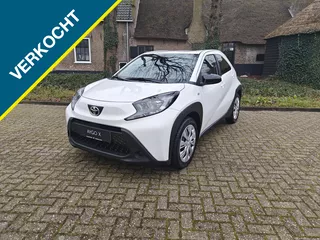 Toyota Aygo X Aygo X 1.0 VVT-i Play