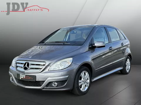 Mercedes-Benz B-Klasse 180 BlueE. Bns Cl. trekhaakairco cruise control
