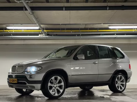 BMW X5 4.4i High Executive - Navi - airco - leder - Pano - navi