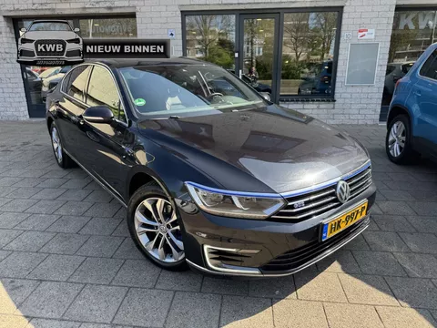 Volkswagen Passat 1.4 TSI GTE Highline Pano camera Nav trekhaak