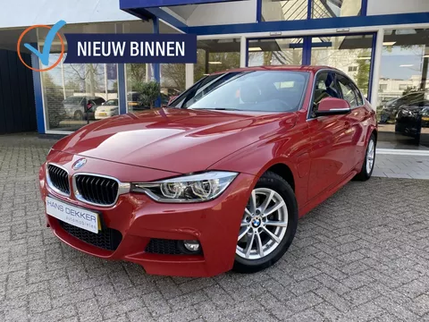BMW 3 Serie AUTOMAAT Navigatie leer 330e