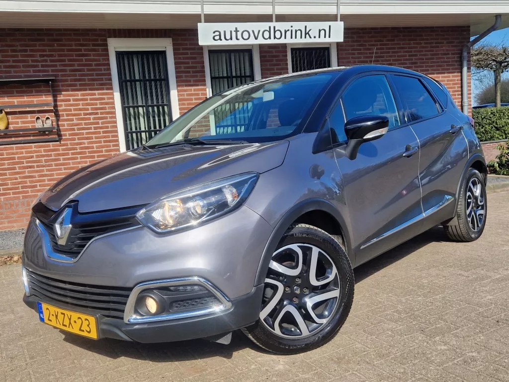 Renault Captur 0.9 TCe Dynamique, TREKHAAK / CAMERA / NAVI