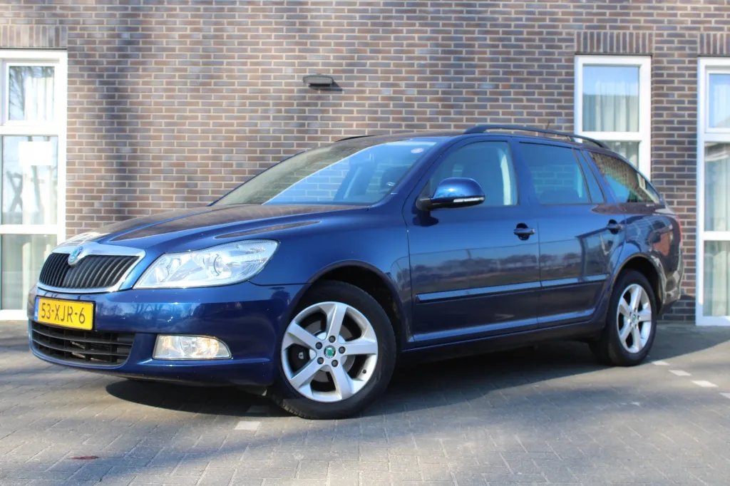 &Scaron;koda Octavia Combi 1.2 TSI Tour-clima-navi-stoelverw-PDC
