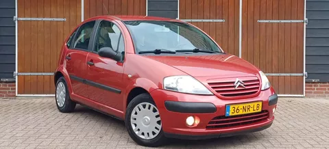 Citro&euml;n C3 1.4i Diff&eacute;rence, 5 deurs, Airco, Trekhaak, Cruise controle, NAP