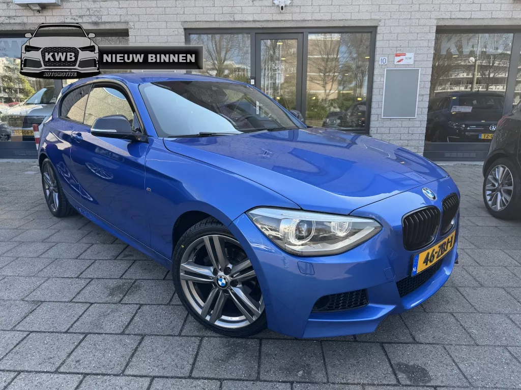 BMW 1-serie 114i M pakket 135i Look Leer
