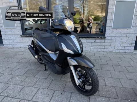 Piaggio Scooter 350 Beverly sport tour Leovince