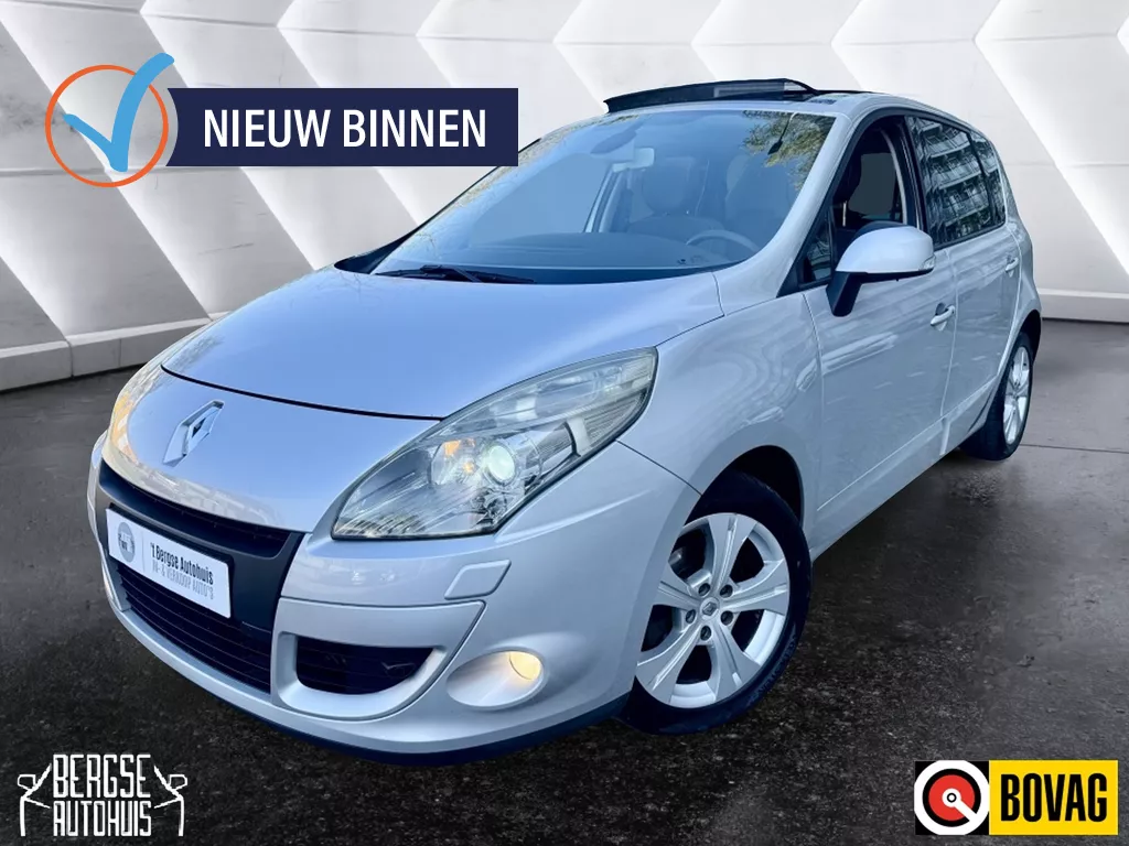 Renault Sc&eacute;nic 2.0 Privilege AUT. PANO NAVI PDC LMV