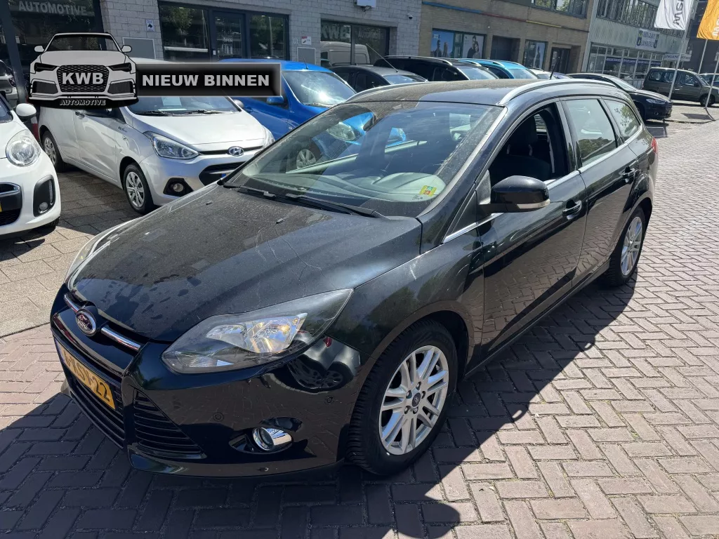 Ford FOCUS Wagon 1.0 EcoB. Titanium trekhaak handel export