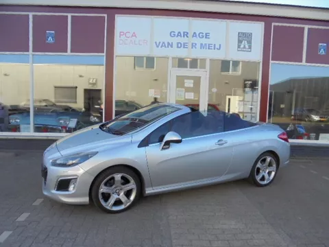 Peugeot 308 CC 1.6 THP F&eacute;line