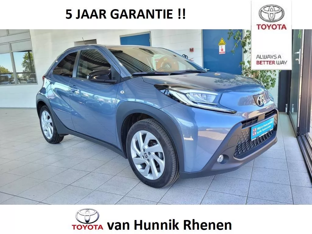 Toyota Aygo X 1.0 VVT-i Automaat First | Stoelverw | LED | Apple-Android |