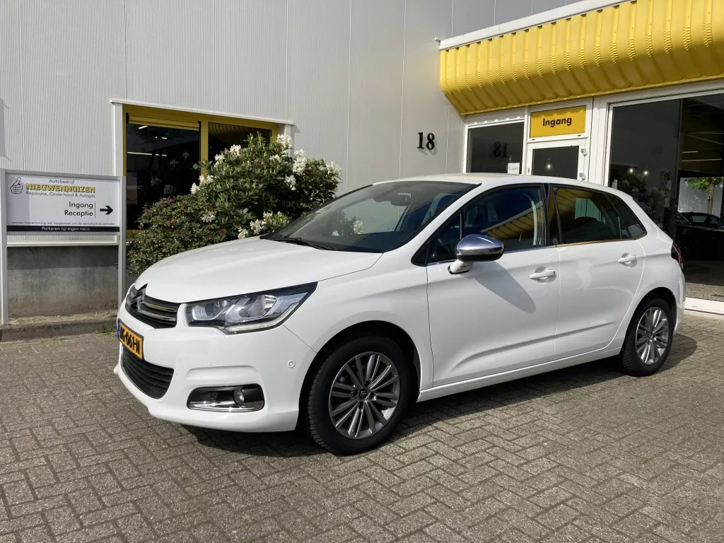Citro&euml;n C4 1.2 PureT. Climatecontrol Cruise Trekhaak Navigatie