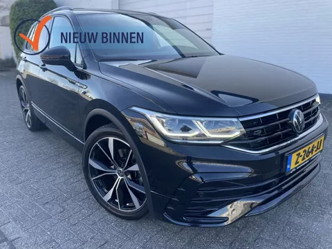 Volkswagen Tiguan 1.5 TSI 3X R-Line Black *IQ Light* PANO