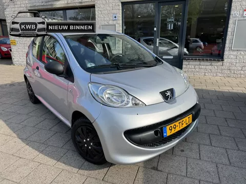 Peugeot 107 1.0-12V Nieuwe koppeling Apk NAP