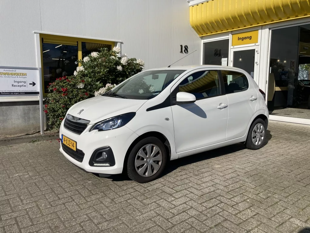 Peugeot 108 1.0 e-VTi Active 5 Deurs Airco LED NL Auto