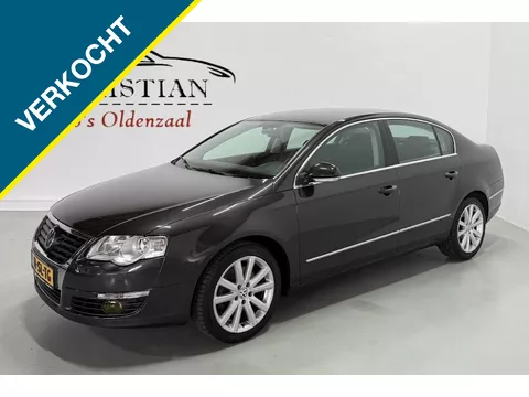 Volkswagen Passat 2.0 FSI Comfortline | PARKSENS. V/A | CLIMA